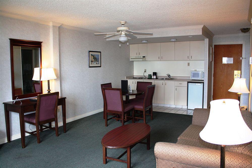 Harbour Towers Hotel & Suites Victoria Oda fotoğraf