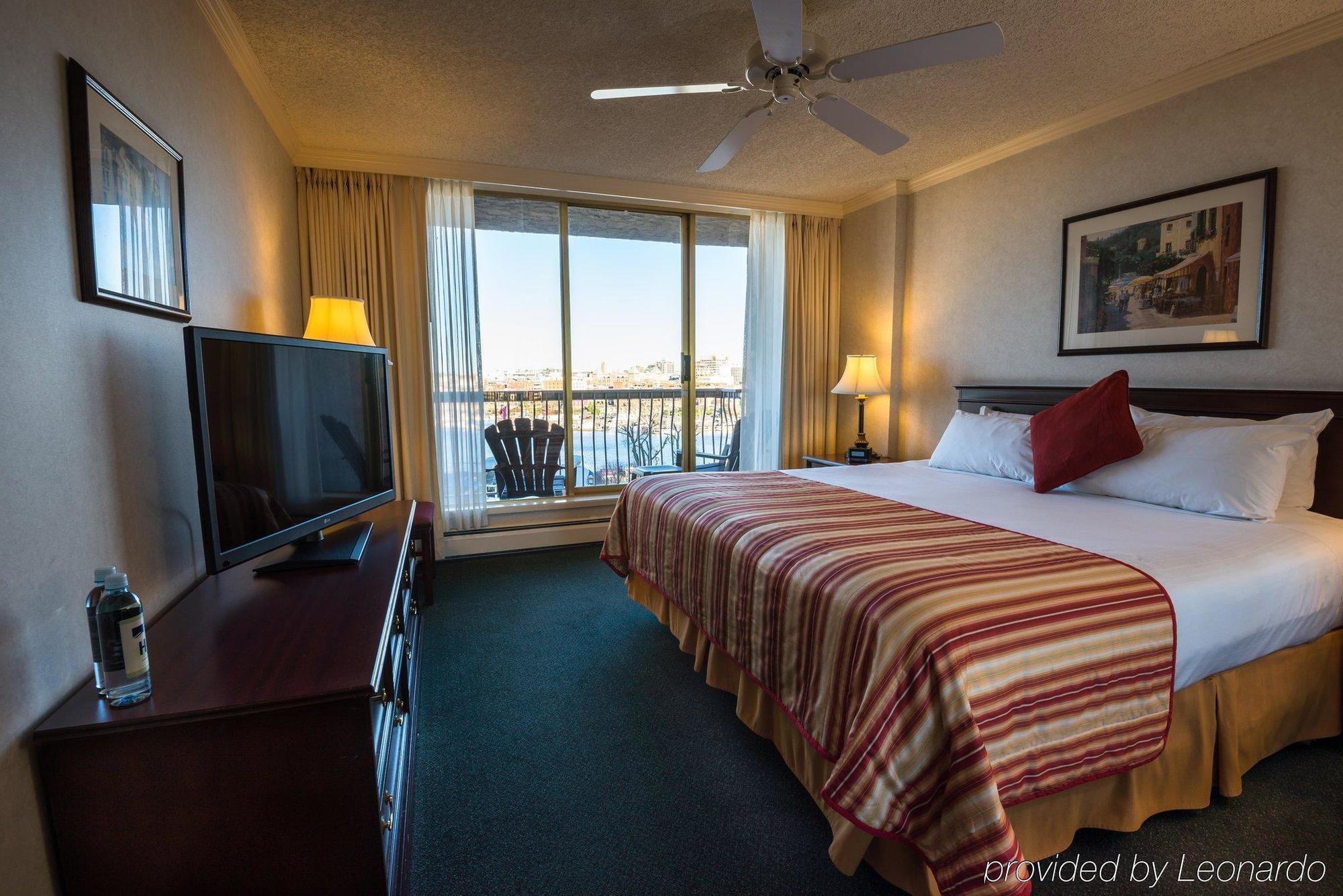 Harbour Towers Hotel & Suites Victoria Dış mekan fotoğraf