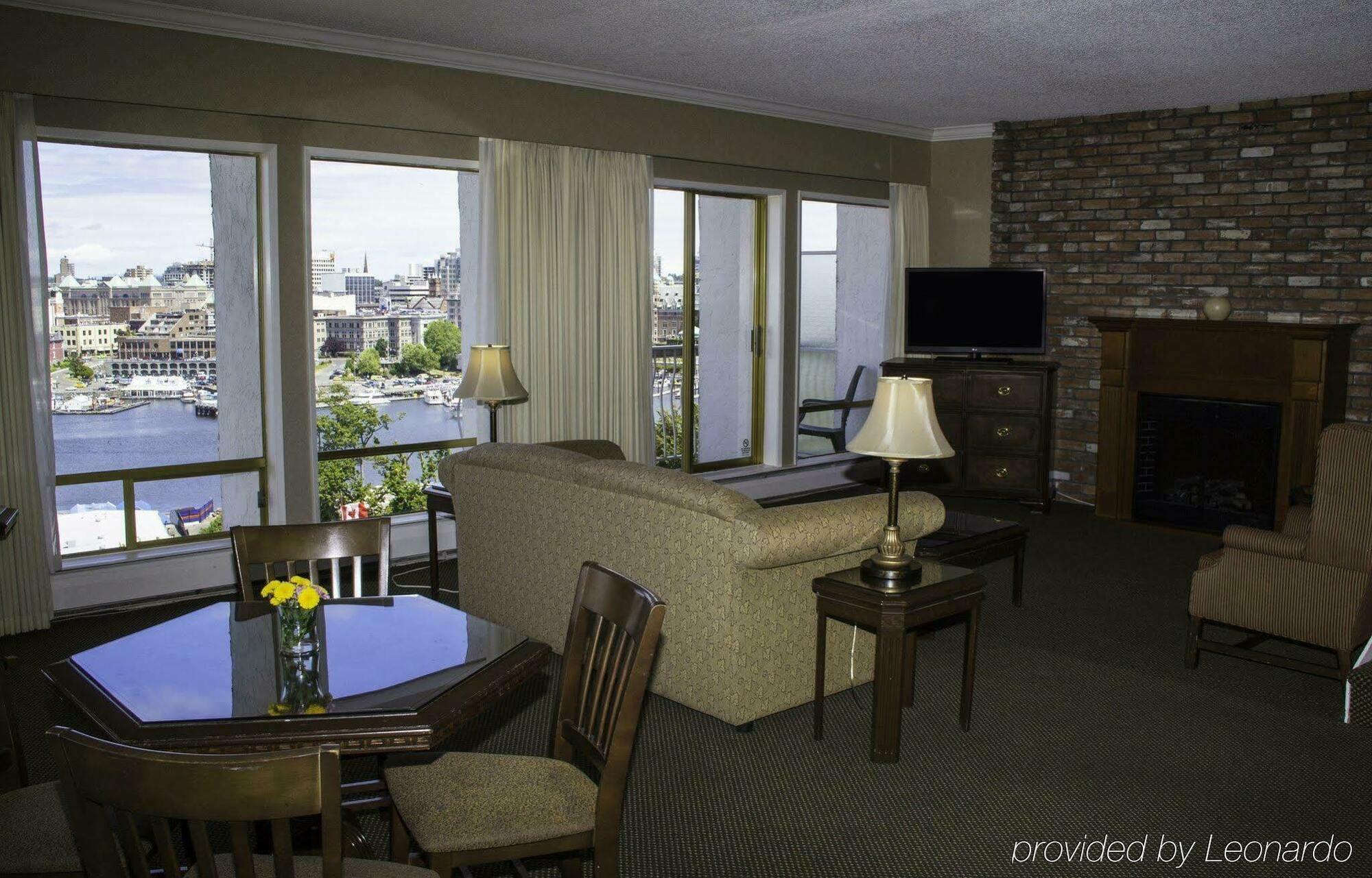 Harbour Towers Hotel & Suites Victoria Dış mekan fotoğraf